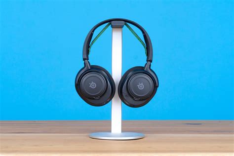 Steelseries Arctis Nova 7 Gaming-Headset im Test: Komfortabel, aber ...