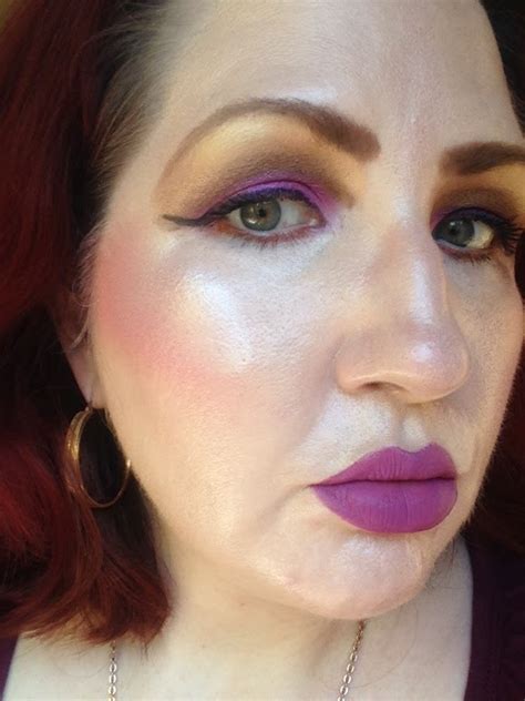 I Am THE Makeup Junkie: Review: Maybelline Master Strobing Stick by ...