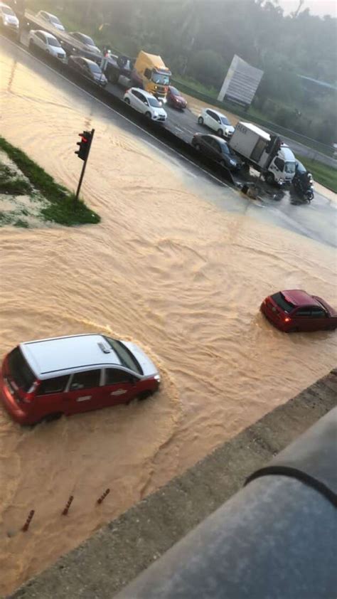 Flood Sepang 1 BM Paul Tan S Automotive News