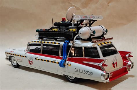 Ecto-1A - Model Trucks: Pickups, Vans, SUVs, Light Commercial - Model Cars Magazine Forum