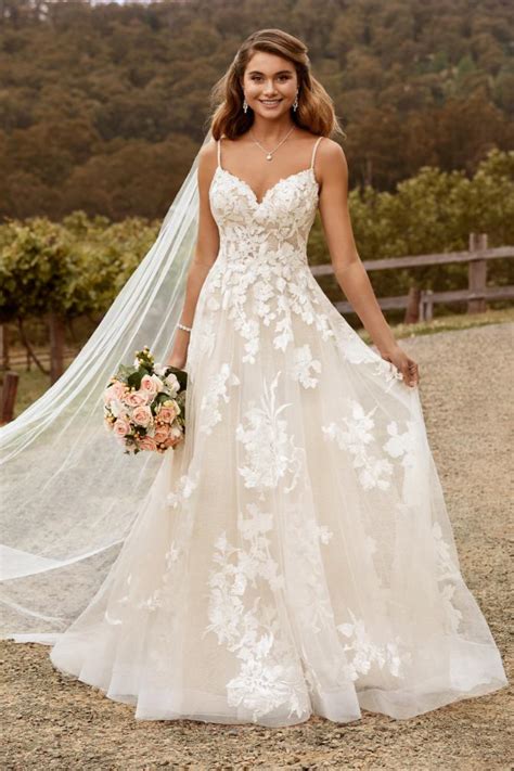 Modern Floral Boho Lace Wedding Dress Sophia Tolli