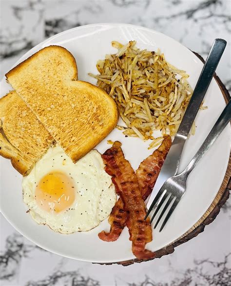 🌟🍳 BRAND NEW BREAKFAST MENU ALERT! 🍳🌟... - Fresh Coast Market | Facebook