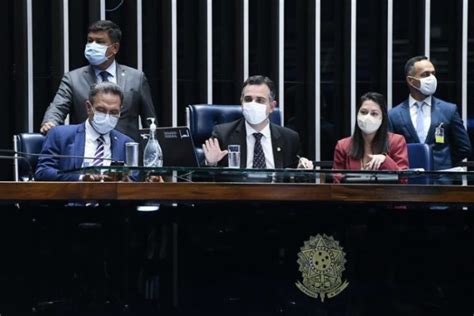 Senado aprova PEC em 2º turno para a retomada do auxílio emergencial