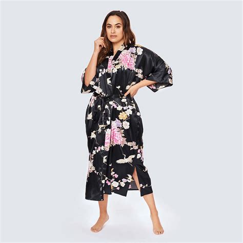 Chrysanthemum And Crane Long Kimono Robe Plus Size