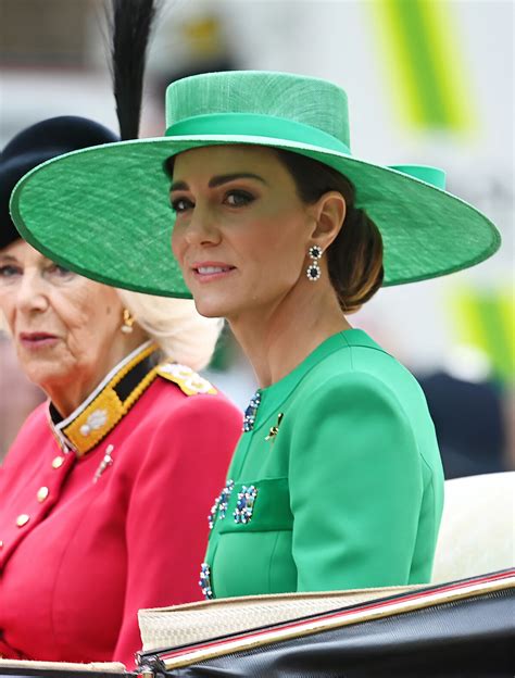 Photo Lors De Lévénement Trooping The Color La Reine Consort Camilla Parker Bowles Et Kate