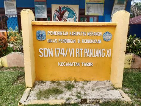 Diduga Plt Kepala Sekolah SD 174 Abaikan Perawatan Sekolah FigurNews