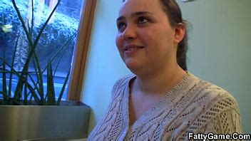 Gran botín masajista graso monta su joven polla XVIDEOS