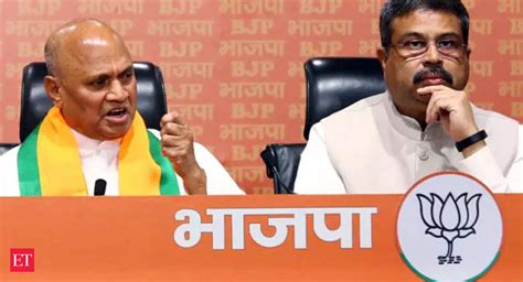 Rcp Singh Former Jdu President Rcp Singh Joins Bjp Takes A Dig At