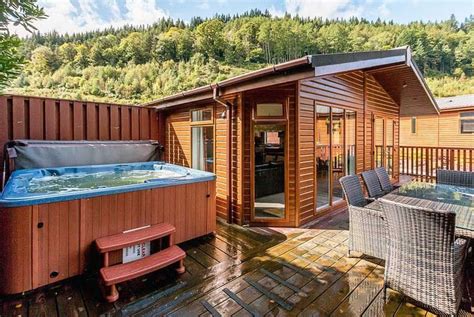 Top Picks Lodges With Hot Tubs Near Glasgow