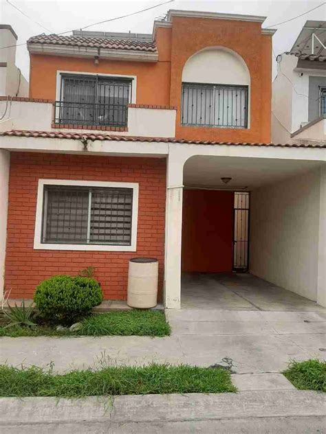 Venta Casa En Fraccionamiento En Las Cumbres Monterrey Monterrey