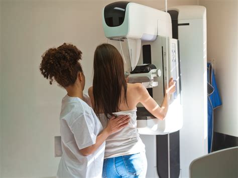 Mammograms Should Start At Age 40 New Guidelines Recommend Wusf