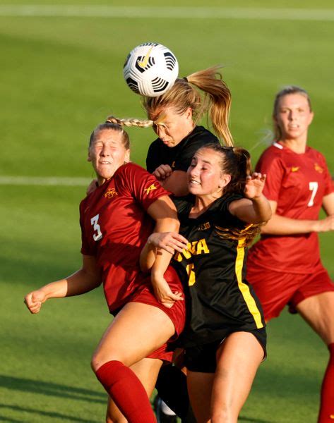 Photos Iowa Soccer Defeats Iowa State In The Iowa Corn Cy Hawk Series