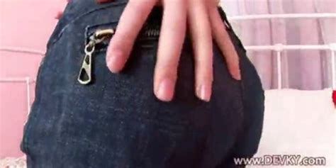 Blonde Princess Fingering Snatch Tnaflix