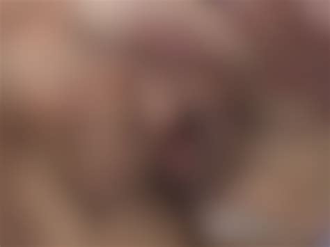 Mom Brunette Milf Pleases Her Man Vidéos Porno Gratuites YouPorn