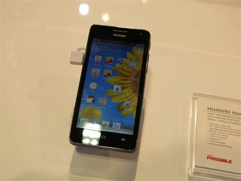 Huawei Honor 2 Makes Quite a Hands-on Impression from MWC 2013 ...