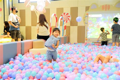 新北景點｜2023新開幕室內親子兒童樂園、親子雨備景點推薦！聖瑪莉sunmerry親子樂園（聖瑪莉丹麥麵包莊園觀光工廠） 奇奇一起玩樂趣