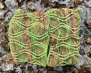 Ravelry Turning Roads Cowl Pattern By Raina K