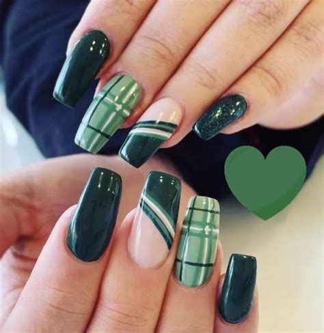 Green Nails In Nail Designs Green Nails Plaid Nails