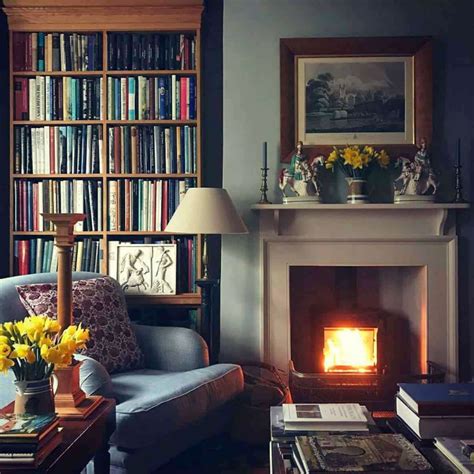 28 Extremely Cozy Fireplace Reading Nooks For Curling Up In Living