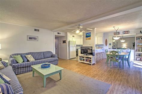 Ocean City Condo w/ Pool Access - Walk to Beach! UPDATED 2021 ...