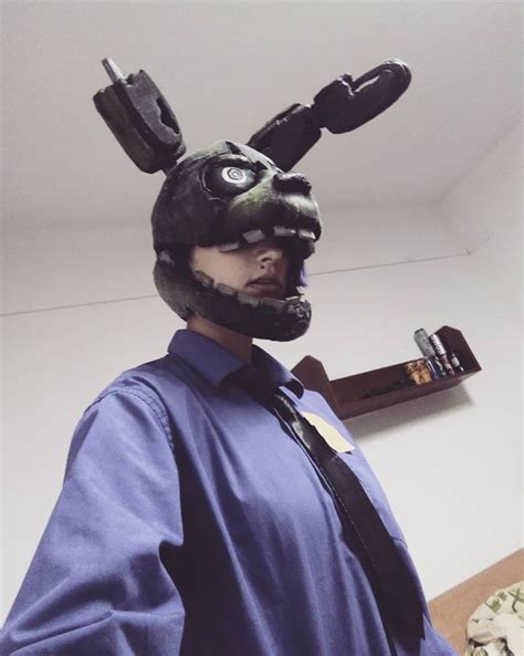 Springtrap (cosplay)에 있는 핀