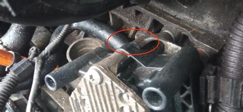 Замена патрубка системы охлаждения — Skoda Octavia A5 Mk2, 1,6 л, 2008 ...