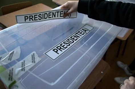 Los centros de votación abren para cruciales comicios presidenciales en