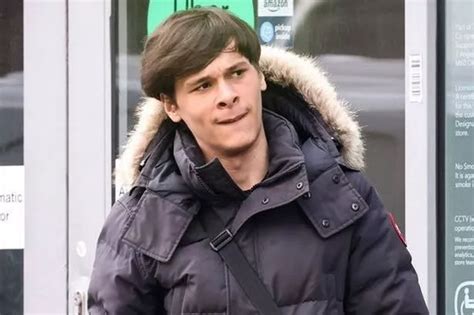 Police Officer Choked Semi Naked Woman Unconscious After Threatening To Break Her F Ing Neck