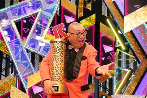 街裏ぴんく、恩師・ハリウッドザコシショウの最後の1票で優勝「震えるくらいうれしかった」 マイナビニュース