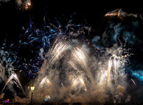 Epcot Theme Park Fireworks – In Photos dot Org