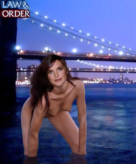 Post 2091883 Cotton29 Fakes Lawandorder Lawandorderspecialvictimsunit Mariskahargitay