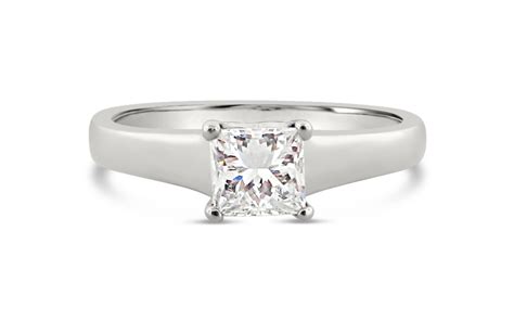 0.60ct Princess Cut Solitaire - Alberta Diamond Exchange