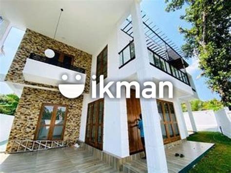 AF65 Architecturally Designed Luxury 3 Story House At Kesbewa Ikman