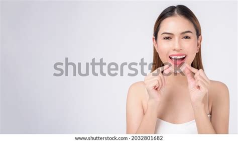 Retainer Model 2955 รายการ ภาพ ภาพสต็อกและเวกเตอร์ Shutterstock