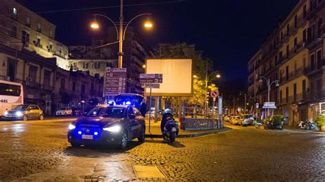 Movida E Sicurezza 100 Carabinieri Controllano La Notte Di Napoli Il