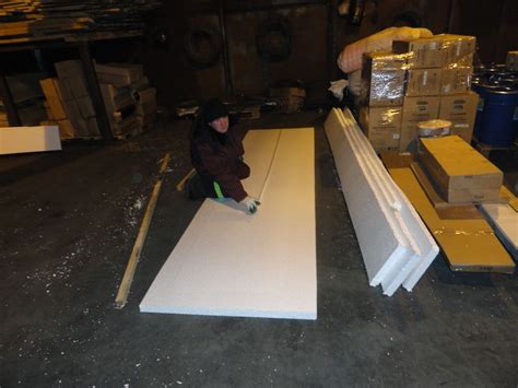 Отправки, перевозки в вагонах и контейнерах грузов с утеплением.