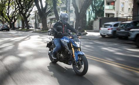 Guía completa para comprar tu primera moto Qué tener en cuenta y por qué