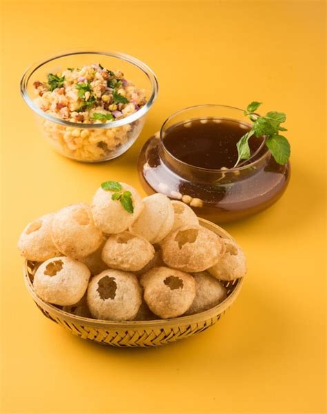 Premium Photo Panipuri Or Fuchka Or Gupchup Or Golgappa Or Pani Ke