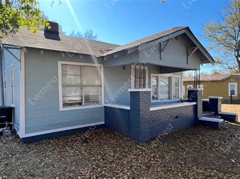 Request A Viewing For 4029 Walnut Ave SW Tenant Turner