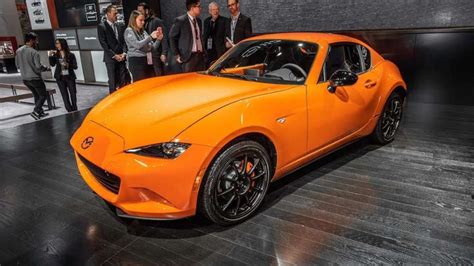 Mazda Miata Celebrates 30th Anniversary With Orange Special Edition