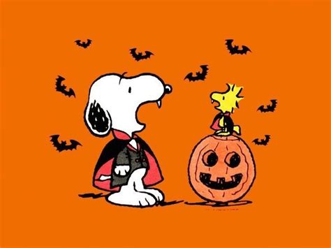 Pin By Monita Molina On Snoopy Snoopy Wallpaper Halloween Cartoons