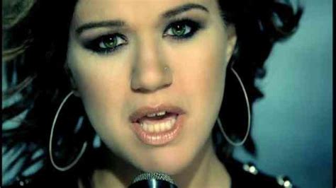 Low - Kelly Clarkson - Vevo