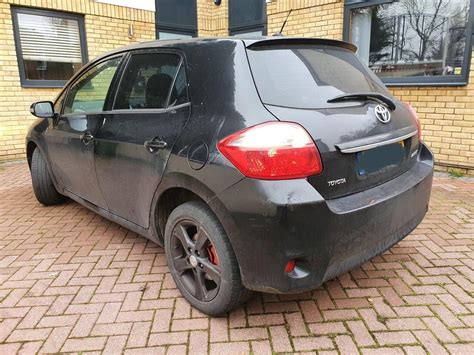 Piese toyota Auris dezmembrare / piese pentru universal si hatchback
