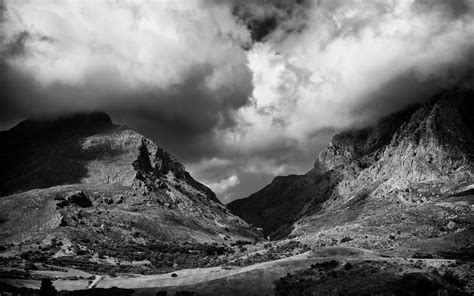 Fondos de pantalla paisaje montañas monocromo colina rock