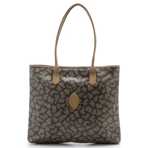 Yves Saint Laurent Tote Bag In Giraffe Print Coated Canvas With Leather