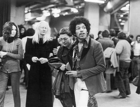 Jimi Hendrix And His Girlfriend Devon Wilson Eclectic Vibes