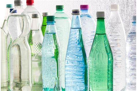 Вода в стекле или пластике. Что лучше и безопасней?