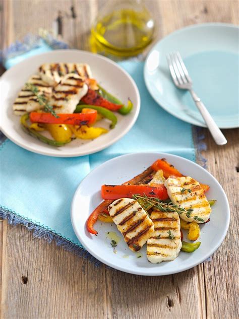 Gegrillter Halloumi Käse mit Bilder kaufen 11339750 StockFood