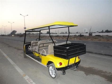 Running Distance 150 Km Color Coated Four Wheel Type Nine Seater