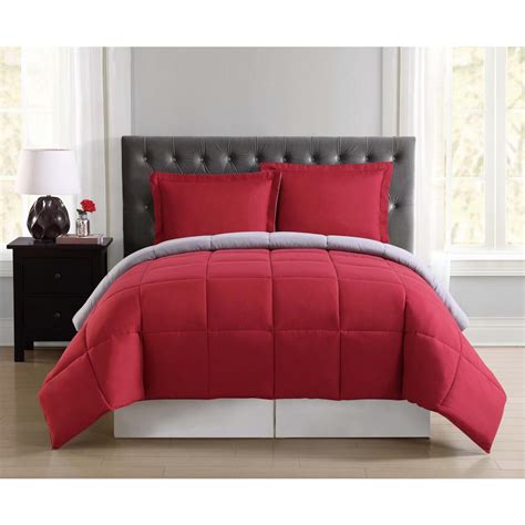 Truly Soft Everyday Red And Grey Reversible Fullqueen Comforter Set Cs1656rgfq 17 The Home Depot